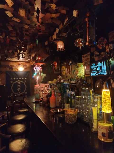 BAR UNITY 店内の雰囲気が伝わる写真